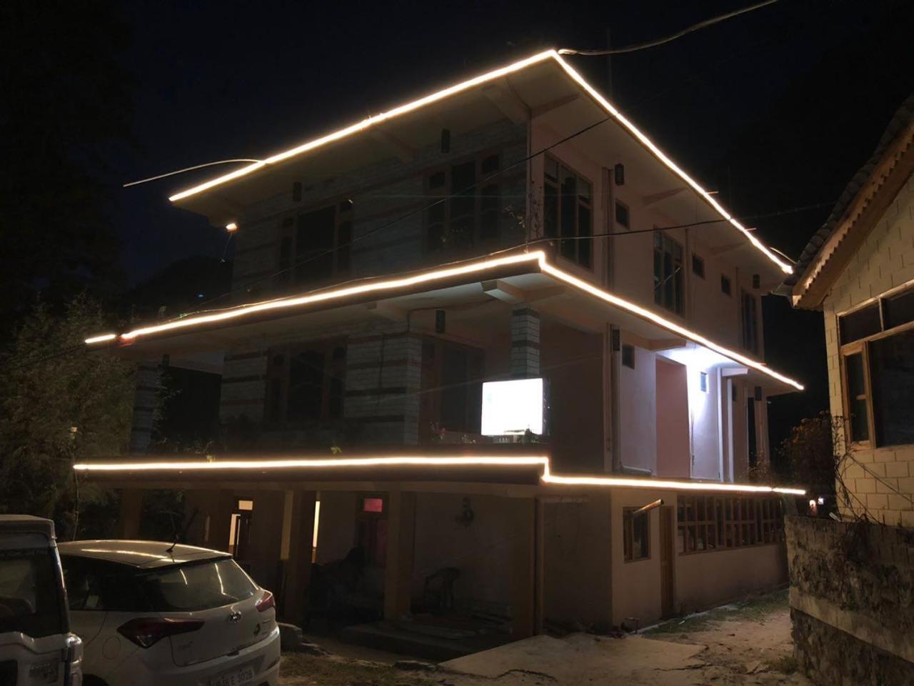 Hostel Cozy Beds Kasol Bagian luar foto