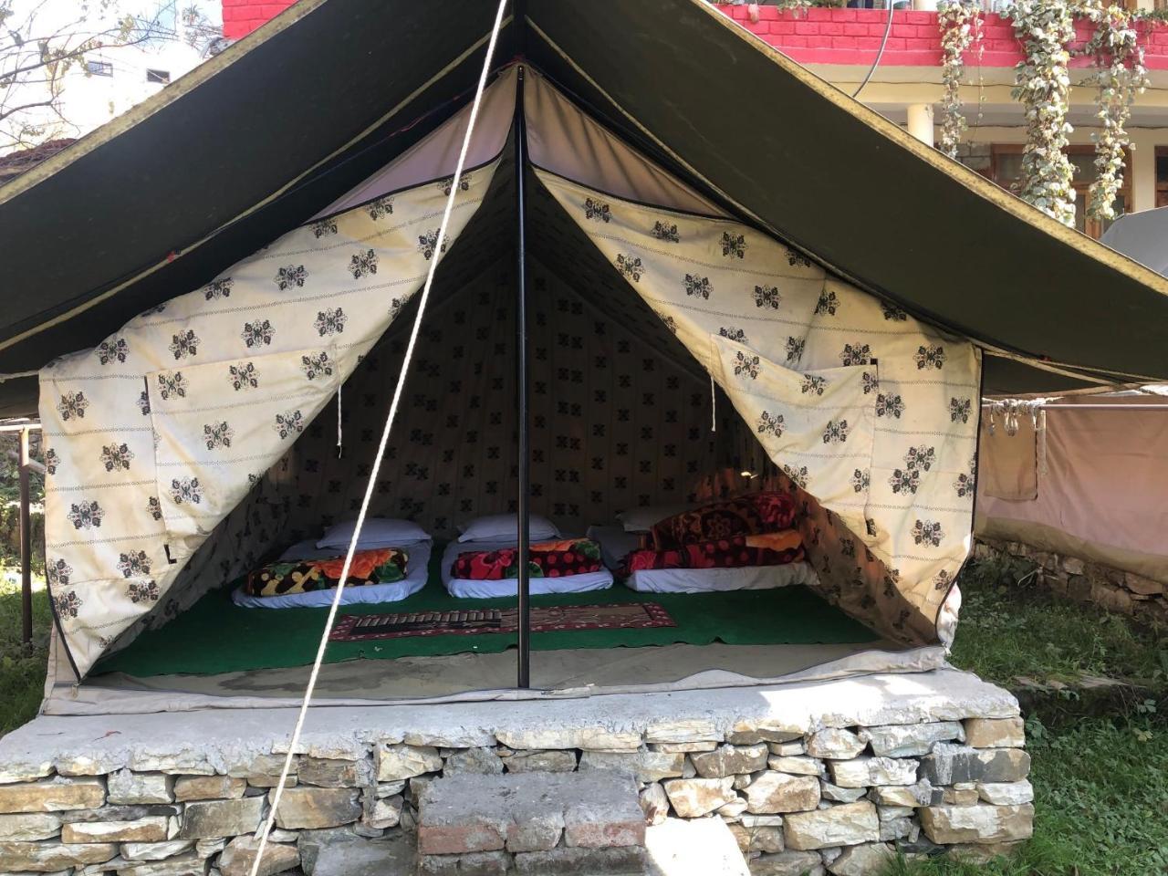 Hostel Cozy Beds Kasol Bagian luar foto